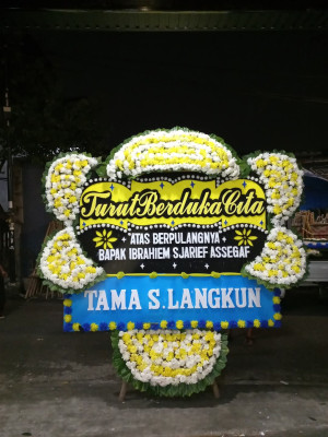 Papan Bunga Duka di Loa Janan